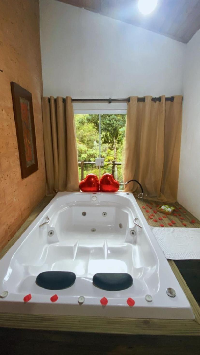 Middle House Villa Campos do Jordao Bagian luar foto